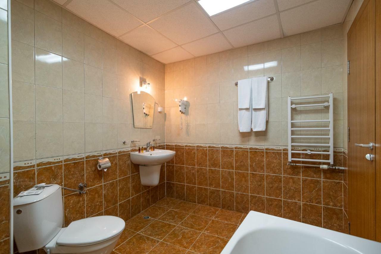 Adamo Hotel Varna Ngoại thất bức ảnh