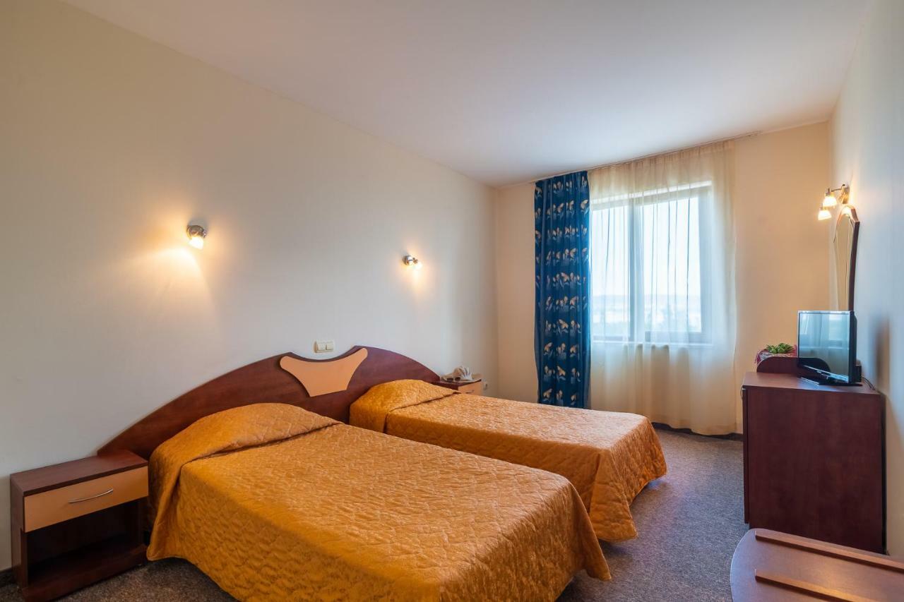 Adamo Hotel Varna Ngoại thất bức ảnh
