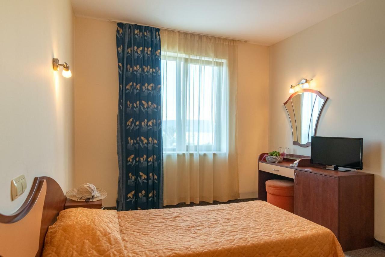 Adamo Hotel Varna Ngoại thất bức ảnh